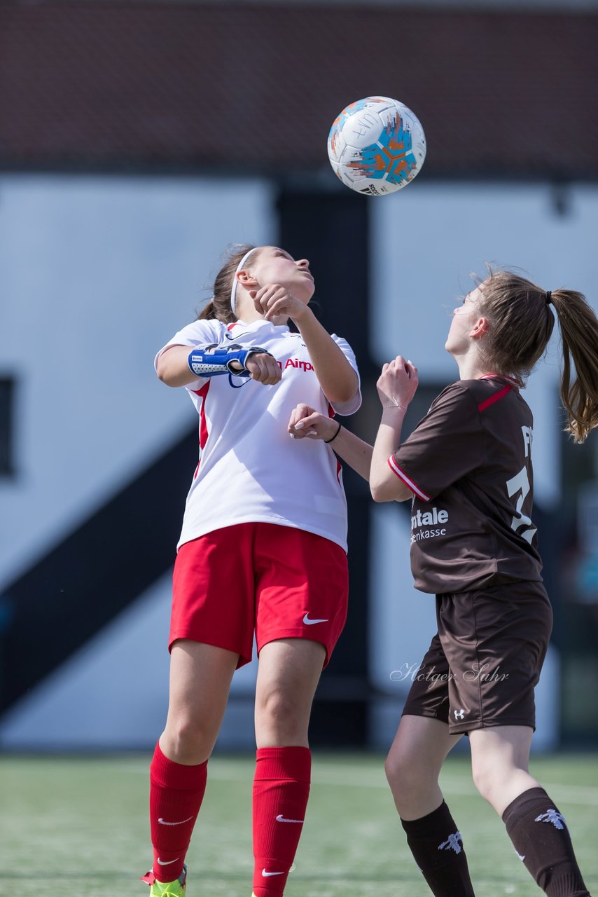 Bild 188 - wBJ St. Pauli - Walddoerfer : Ergebnis: 1:11